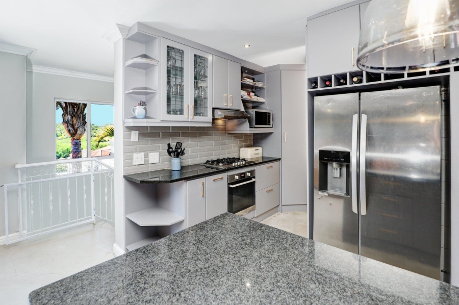 4 Bedroom Property for Sale in Van Riebeeckshof Western Cape